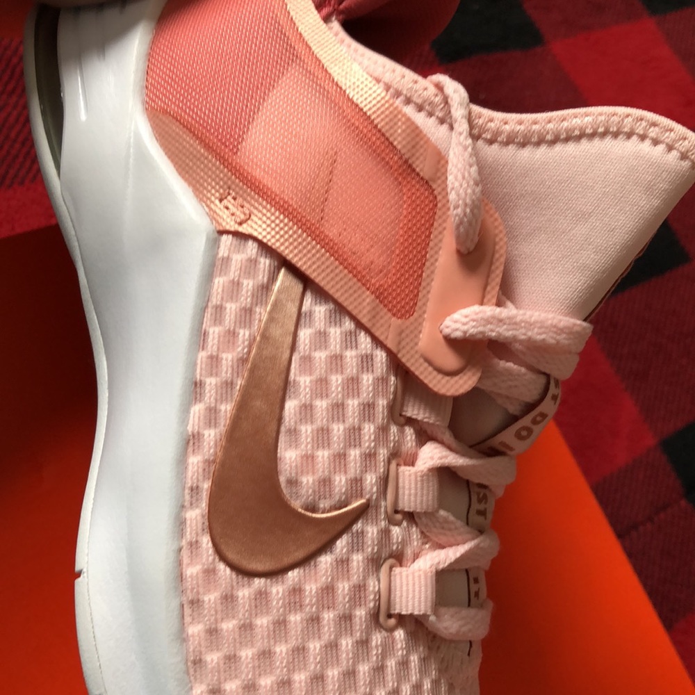 NIB! - Nike Air Bella size 7 - Picture 12 of 14